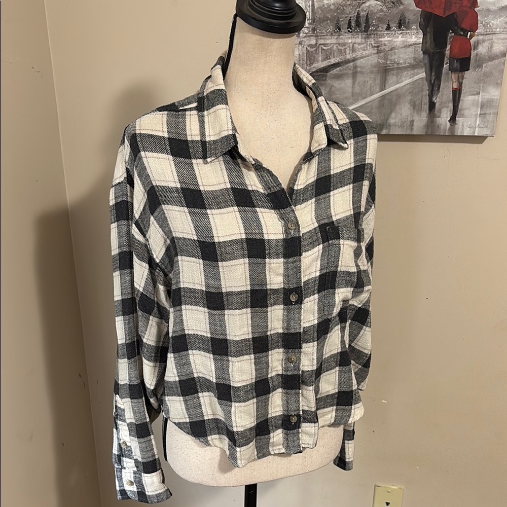 American Eagle Plaid Button-Up Women's Top